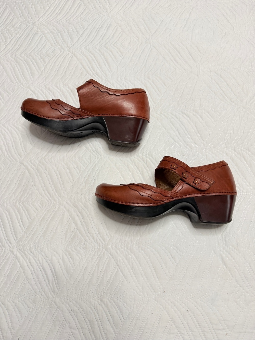 Dansko Harlow Women’s Brown Leather Mary Jane Clogs. Size 40 (9) - Picture 3 of 8